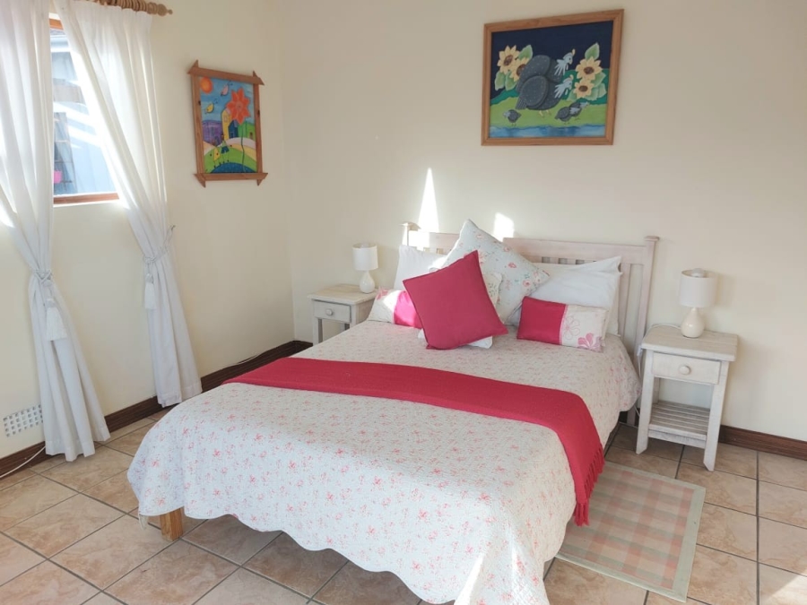 6 Bedroom Property for Sale in Cola Beach Western Cape